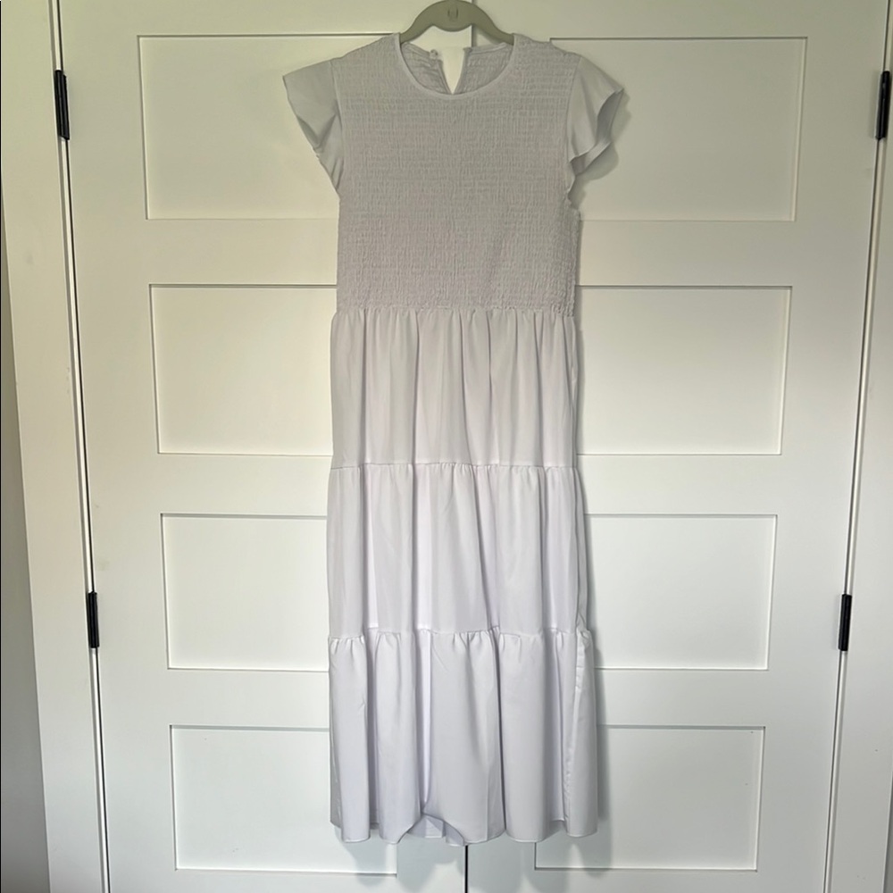 Elegant White Ruffle Sleeve Dress